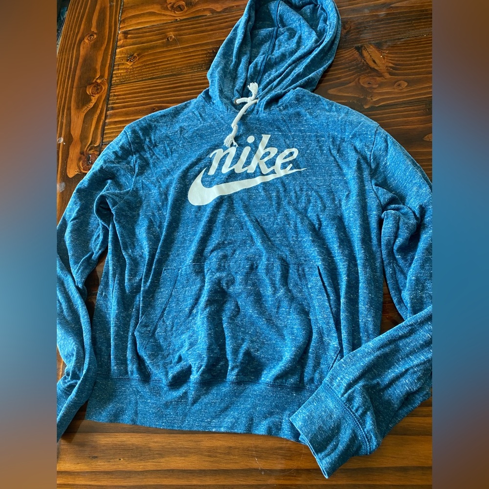 NIKE Hooded long sleeve tee